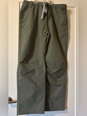 Men's Olive Cargo Pants with Knee Reinforcement